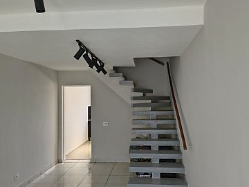 Casa Sobrado 3 Quartos e Vaga